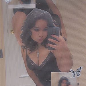 Meet your Posher, Kendra